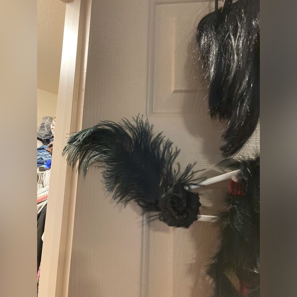 Woman’s 20’s flapper Halloween costume - Picture 6 of 6